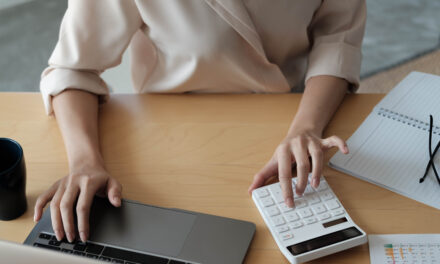 For the Best Cash Flow, Manage Your Inventory Costs with 8 Tips