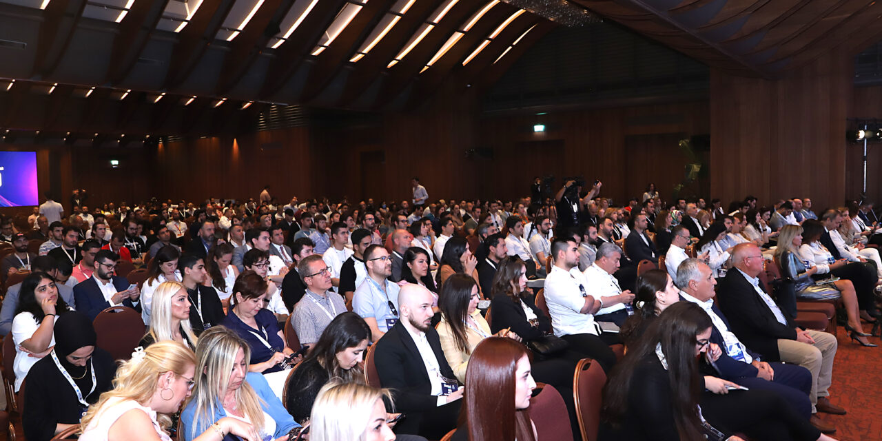 Maximize Your ROI from Your Next Event with Social Media