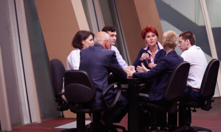 Marketing Pros Need to Use These Negotiation Strategies